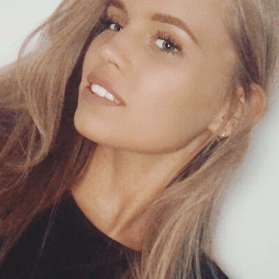 Xenna  zoekt een Appartement / Studio in Gent