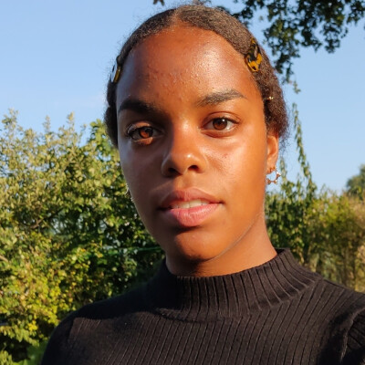 Anaïse  zoekt een Kamer / Appartement / Studio in Gent