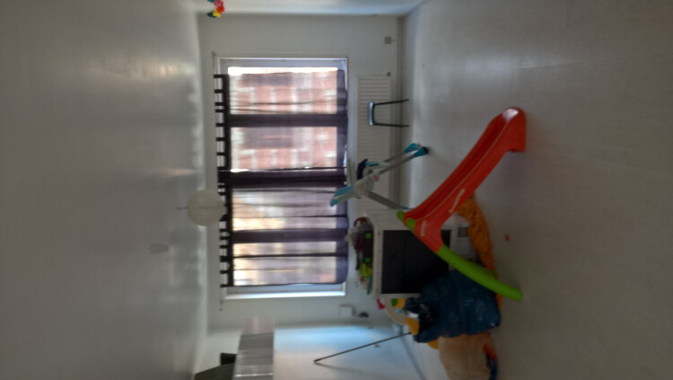 Opkuis mooie ruime living.